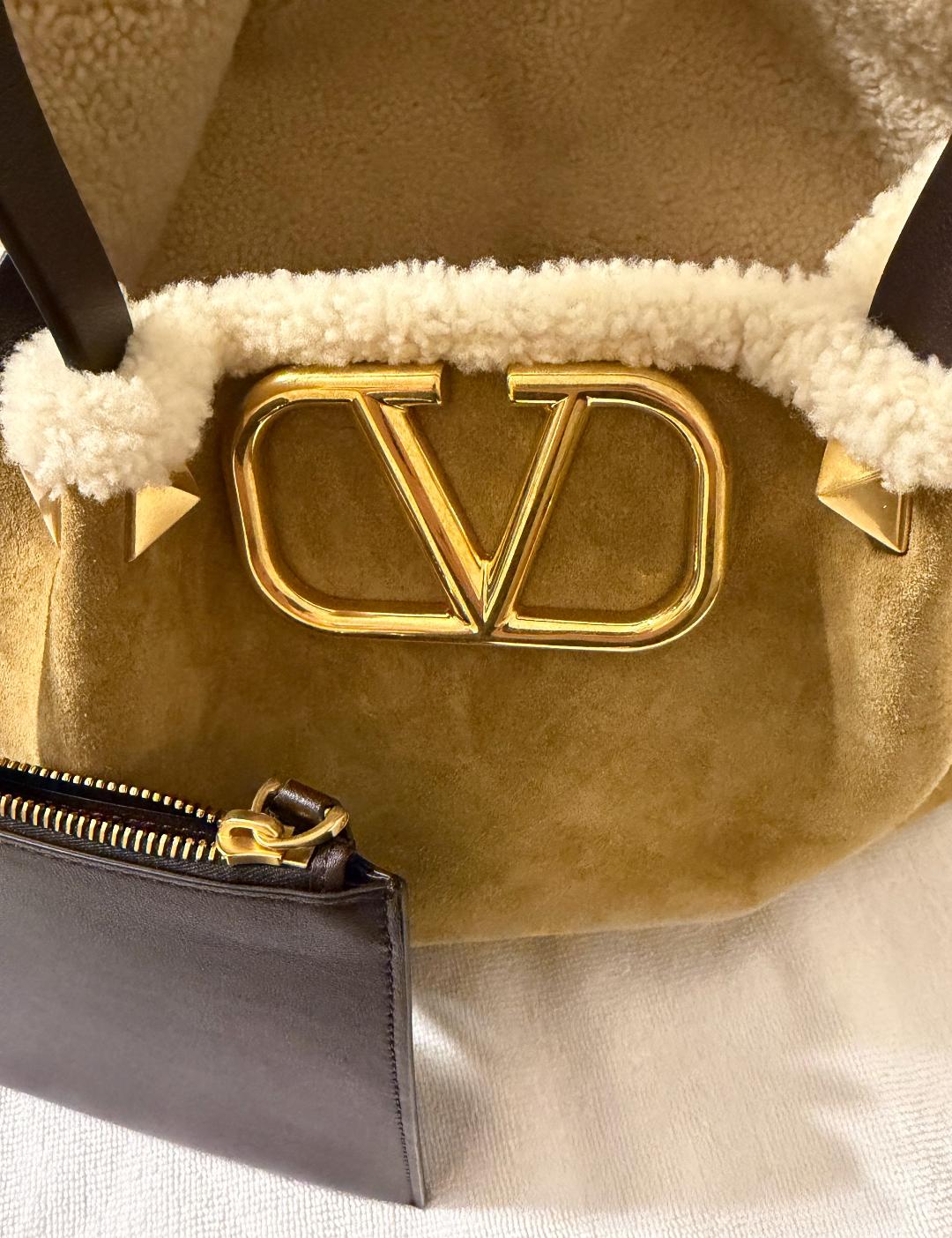 Valentino Garavani Suede Shopping Bag With Shearling Lining