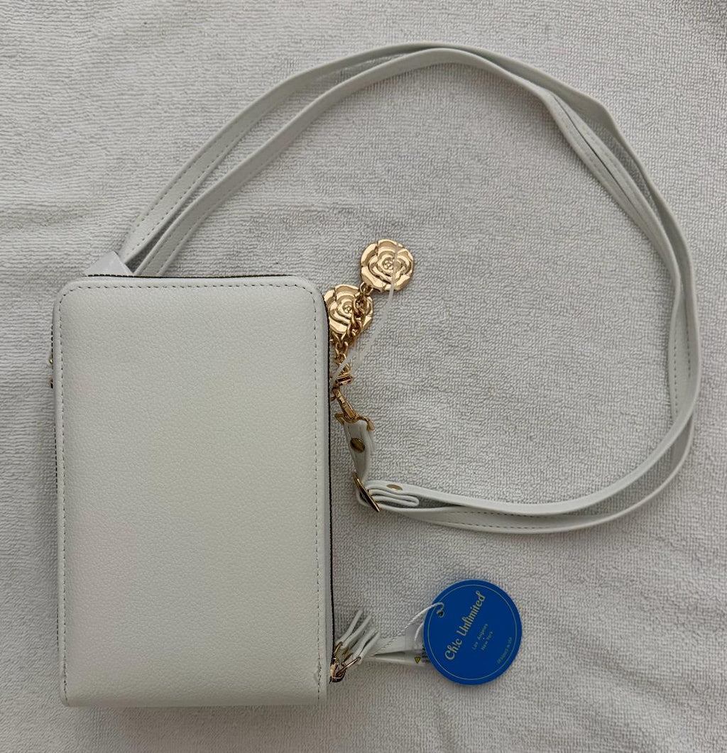 Chic Unlimited Crossbody - NEW
