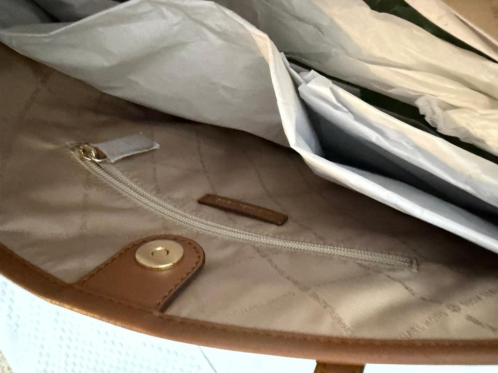 Michael Kors Signature Logo Tote Bag - NEW