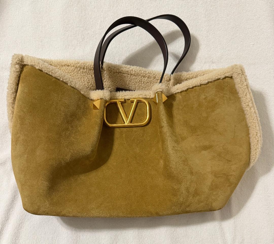 Valentino Garavani Suede Shopping Bag With Shearling Lining